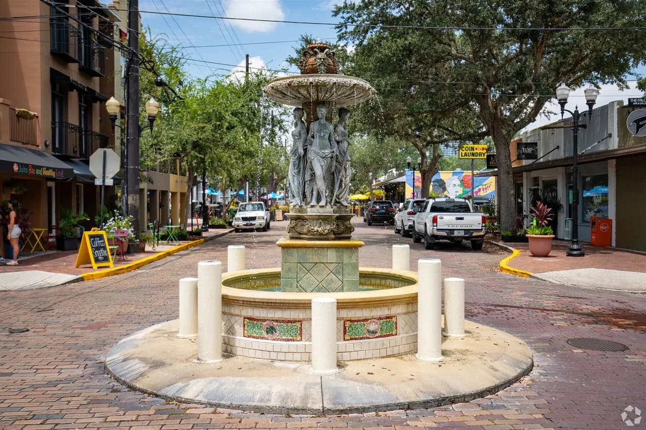 A fountain in the Thornton Park shopping district