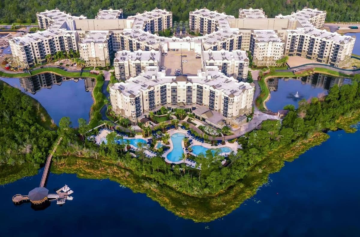 The Grove Resort & Water Park Orlando